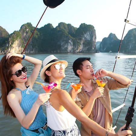 فندق Charm Boutique Cruise ها لونغ المظهر الخارجي الصورة